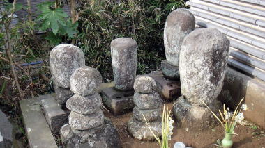 三浦義澄の墓