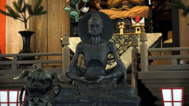 建長寺の釈迦苦行像2