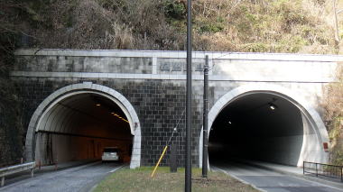 大仏トンネル3