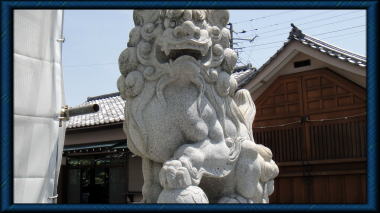 龍口明神社の狛犬阿形