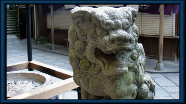 銭洗弁財天宇賀福神社の狛犬阿形